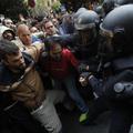 Katalonija referendum spopad s policjo