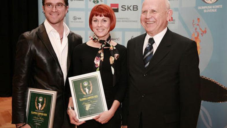 Andrej Škufca in Katarina Venturini sta prejela plaketo.