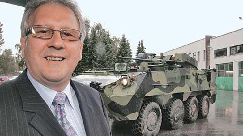 Predsednik vlade Janez Janša je na Okrožno državno tožilstvo v Ljubljani vložil 