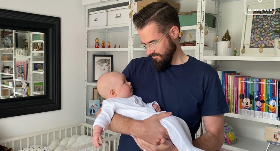 Prvič mama, M SOSESKA | Avtor: M SOSESKA