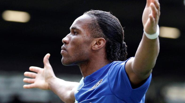 Drogba je z operacijo saniral poškodbo, ki ga je mučila skozi del lanske sezone.