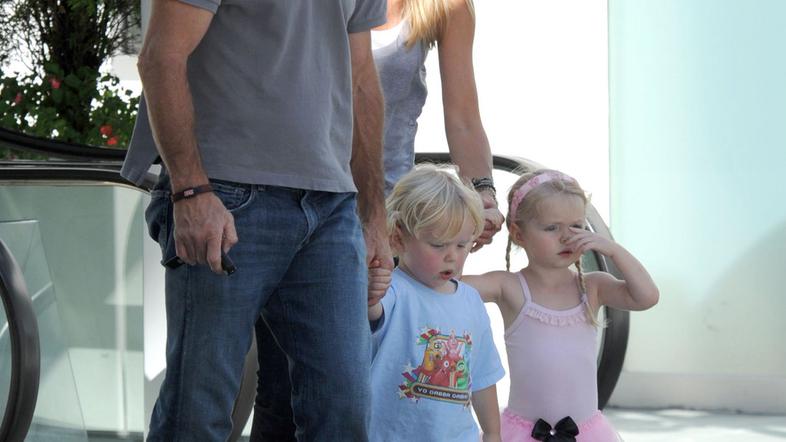 Quaid z družino. (Foto: Flynet)