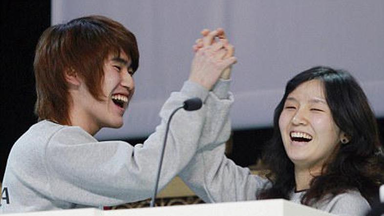 Bae in Ha si bosta s svojim delom nagrade plačala študij. On si želi postati ope