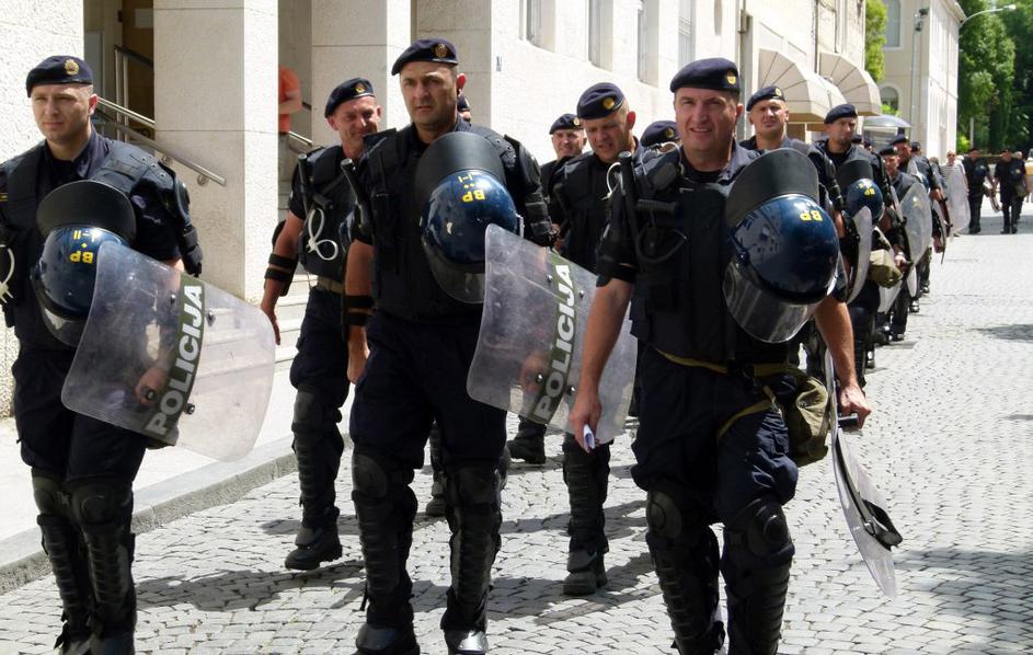 Hrvaški policisti, priprave na Parado ponosa 2012