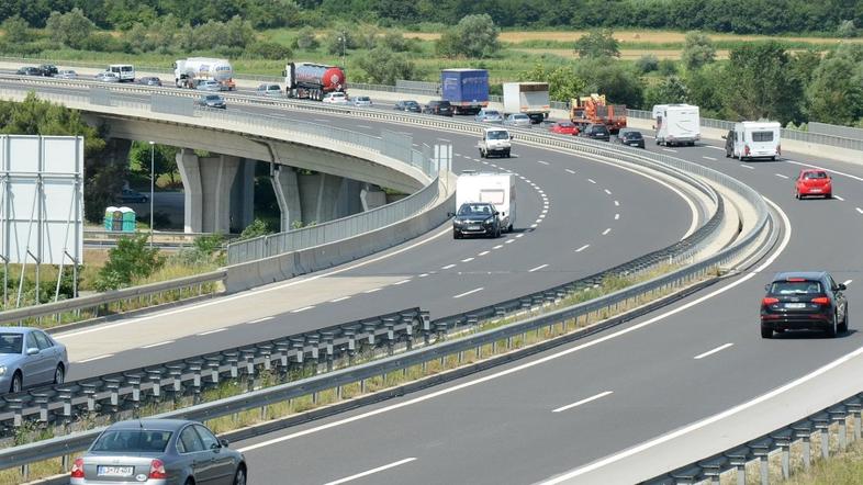 protest, podizvajalci, primorska avtocesta