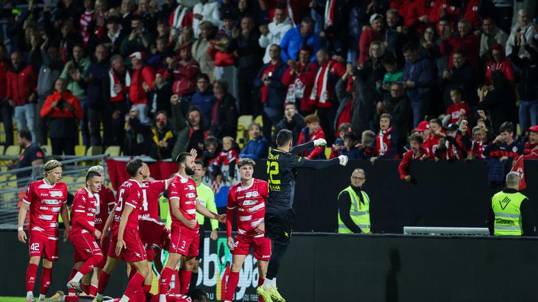 moški pokal slovenije nk brinje - nk aluminij