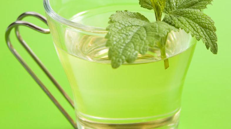 Čaj proti prehladu in napihnjenosti. (Foto: Shutterstock)