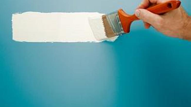 Napake na stenah lahko hitro popravite, zato ne čakajte!