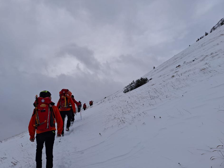 Reševanje planincev Vodnikov dom