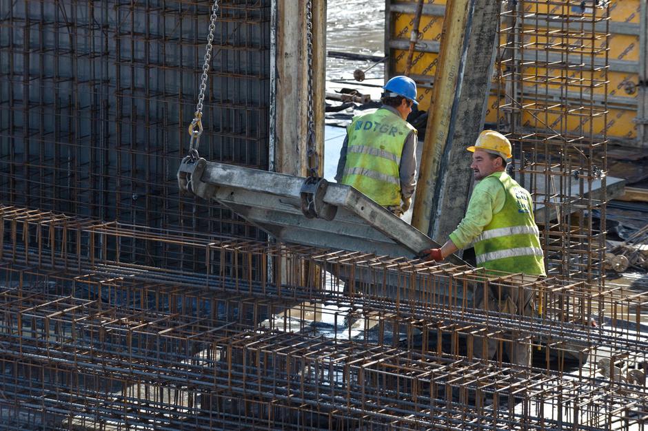 delavci gradbinci gradbeništvo | Avtor: Profimedia
