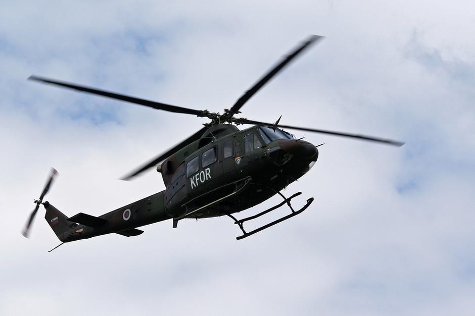 helikopter SV bell 412 | Avtor: Shutterstock