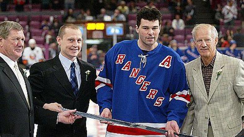 Jaromir Jagr se iz lige NHL seli v Rusijo.