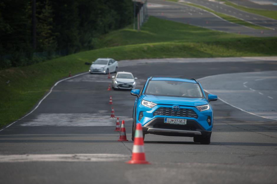 Žurnalova hibridna delavnica s Toyotinimi hibridi | Avtor: Anže Petkovšek