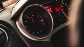 merilnik vrtljajev, motor, avtomobil