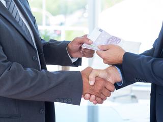 Denar, posel, dogovor