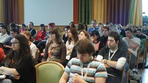 O novinarskem delu so študentom predavali slovenski novinarji in novinarke. (Fot