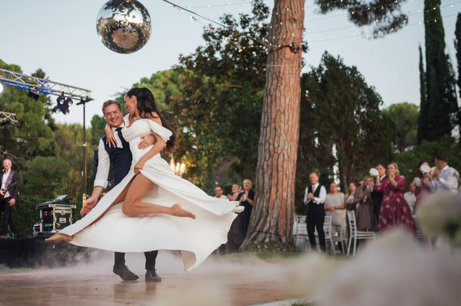 Robert Golob Tina Gaber poroka strunjan | Avtor: Facebook