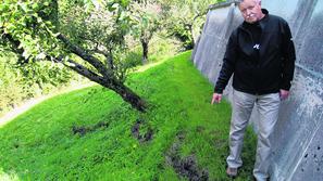 "K sreči na dnu brežine ni drugih hiš, toda teren se bo pred dežjem prekril s po