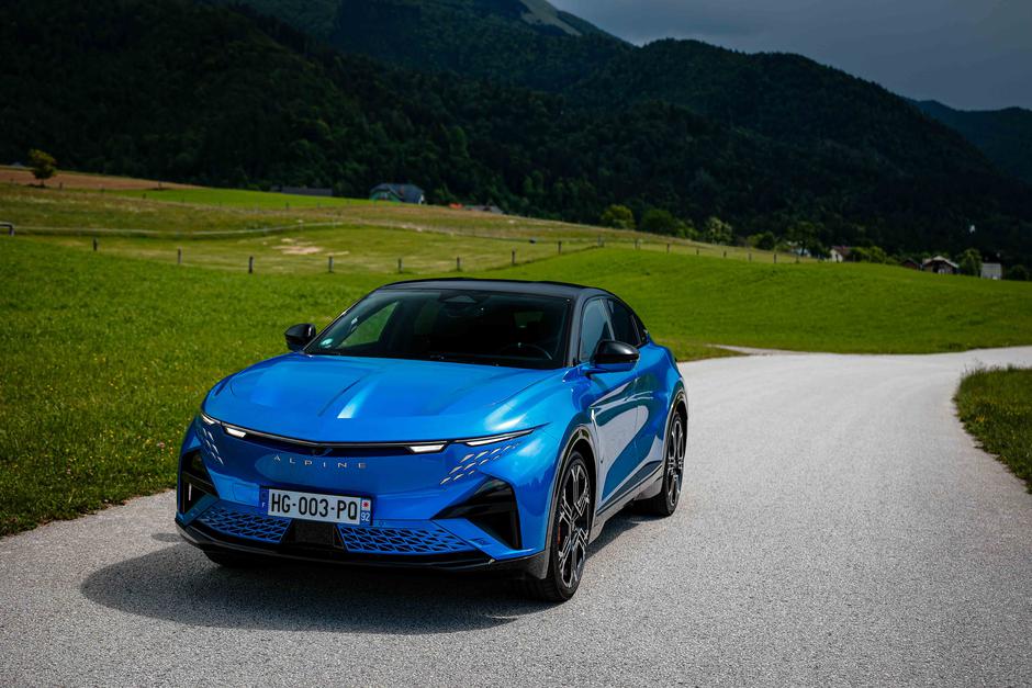 predstavitev alpine A390 GT | Avtor: Saša Despot