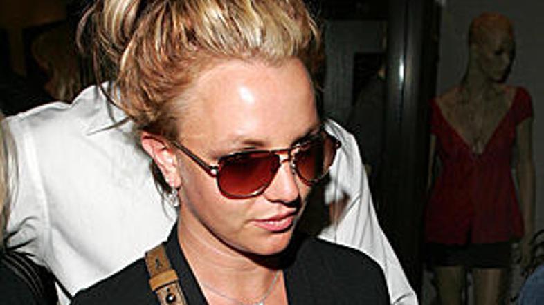 Bo Britney uspelo obuditi kariero?