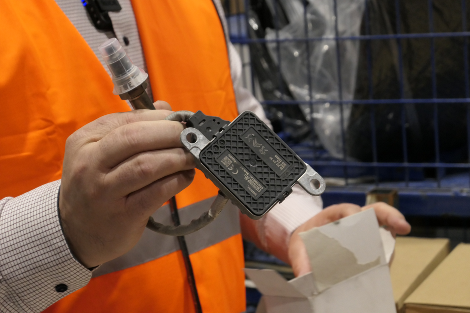 EF Parts & Logistic Service Lozorno Bratislava Sloveška, nadomestni seli, skladišče, vzdrževanje avtomobilov | Avtor: Matija_Janežič