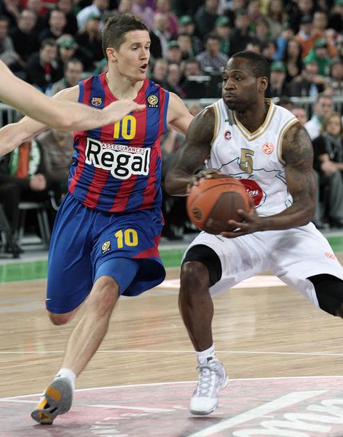 Jaka Lakovič v dvoboju s Perryjem. (Foto: Boštjan Tacol)