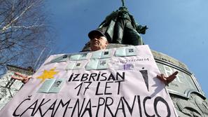 ljubljana26.02.09, Manifestacija ob 17. obletnici izbrisa, izbrisani, presernov 
