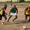 Nogometno okolje v Senegalu ne spominja ravno na Ligo prvakov.