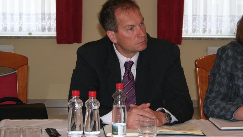 Po navedbah Damjana Debeljaka se Livarju ob zdajšnjih trendih obeta dokaj uspešn