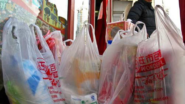 Kitajska se utaplja v plastičnih vrečkah.