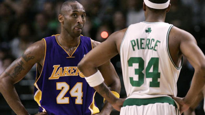 Bryant je dosegel 26 točk, Pierce 21. Še drugič letos so zmagali Lakersi.