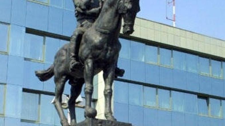 general Maister na konju pred MORS-om