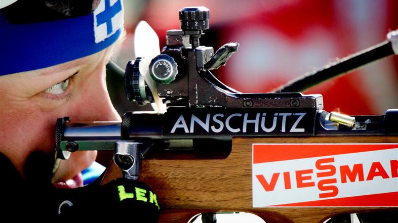 Makarainen Mäkäräinen biatlon svetovni pokal Oslo Norveška puška Anscutz Anschüt