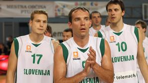Slovenija, reprezentanca, Zoran Dragić, Jaka Blažič, Samo udrih, nachbar