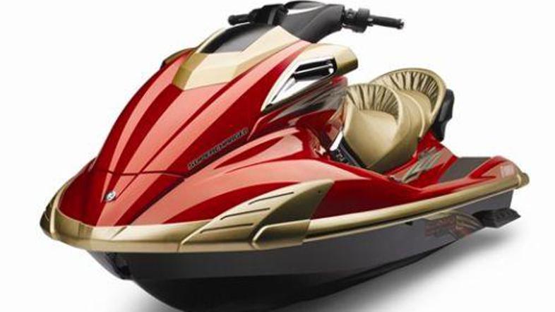 FX cruiser SHO je po dolžini že skorajda primerljiv z avtomobilom nižjega razred