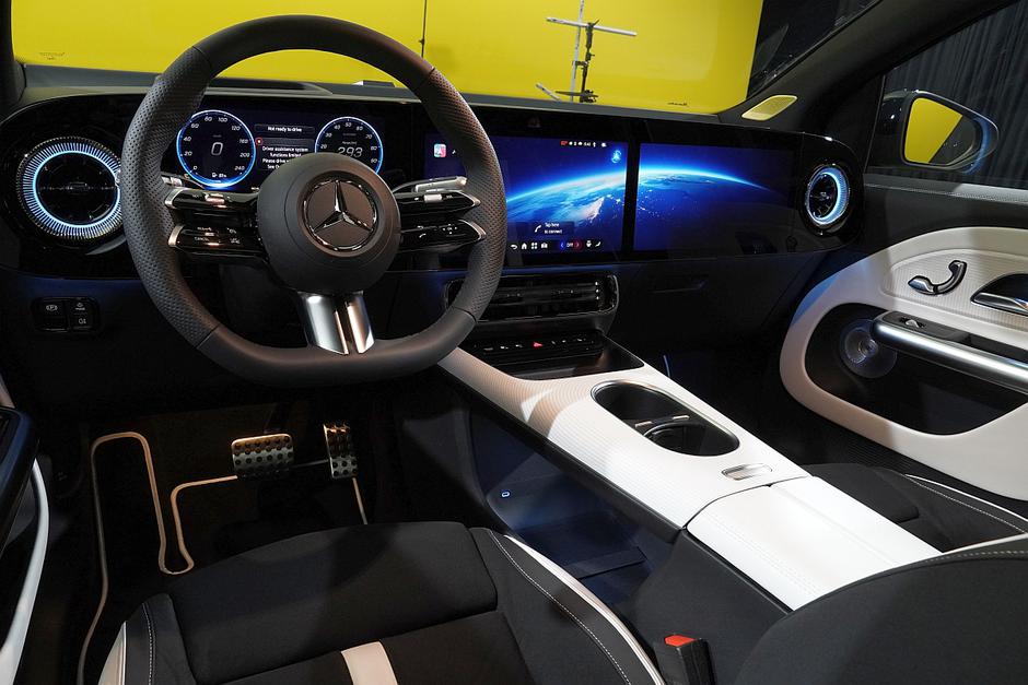 mercedes-benz GLA, statična predstavitev 2026 | Avtor: Matija_Janežič