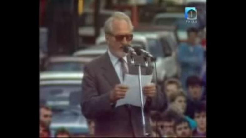 Tone Pavček bere majniško deklaracijo