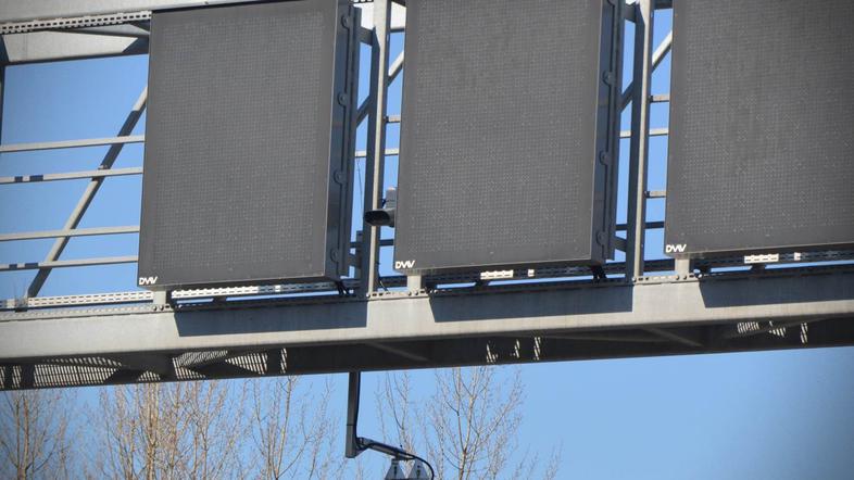 Sekcijsko merjenje hitrosti, promet, avtocesta