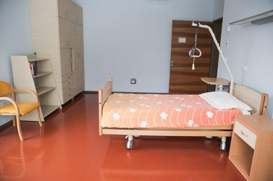 LJUBhospic | Avtor: Saša Despot
