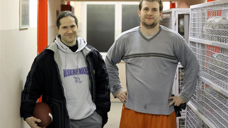 Uroš Valant (na levi) je trener državnih prvakov Ljubljana Silverhawks in koment