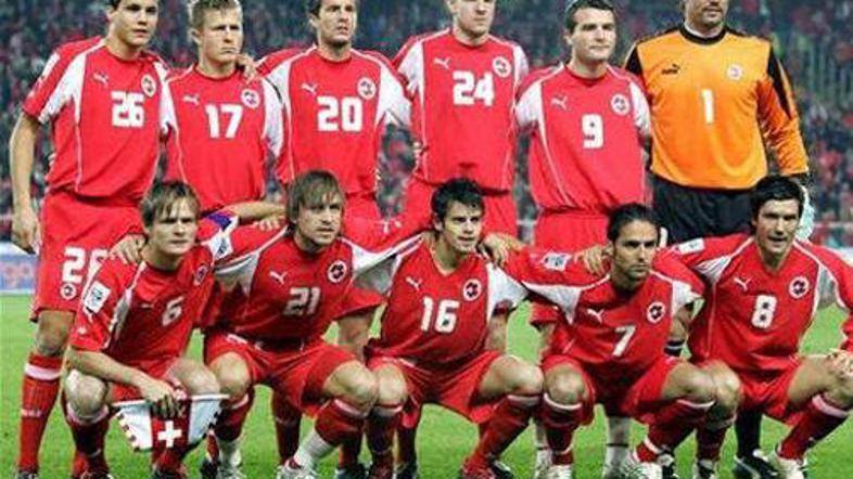 Švicarji se bodo v skupini A za uvrstitev v četrtfinale pomerili s Čehi, Portuga