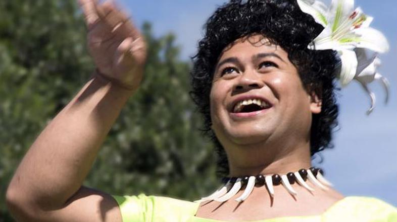 Raziskava med fa'afafini morda odgovarja na vprašanje, kako geji med bližnjimi s