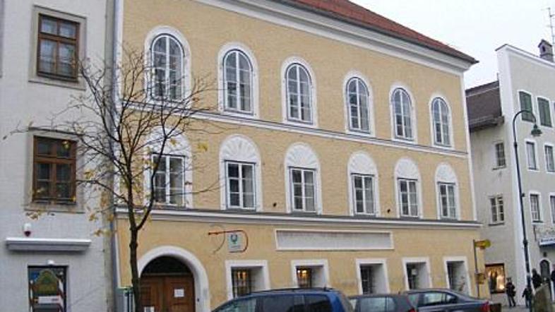 Zgodovinarji bi hišo radi spremenili v muzej. foto: dailymail.co.uk