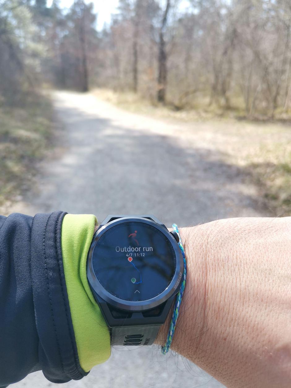 ura Huawei GT Runner | Avtor: David  Jug