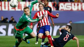 Fernando Torres Manuel Neuer Atletico Madrid Bayern