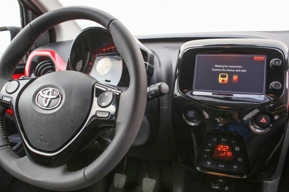 Toyota x-touch