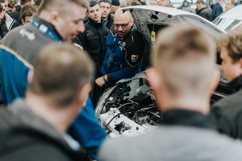 12 Tehnološka konferenca o vzdrževanju motornih vozil. | Avtor: GMT