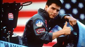 Tom Cruise je imel v prvem delu filma 24 let, 24 let kasneje pa v drugem delu ne
