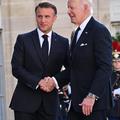 Joe Biden in Emmanuel Macron