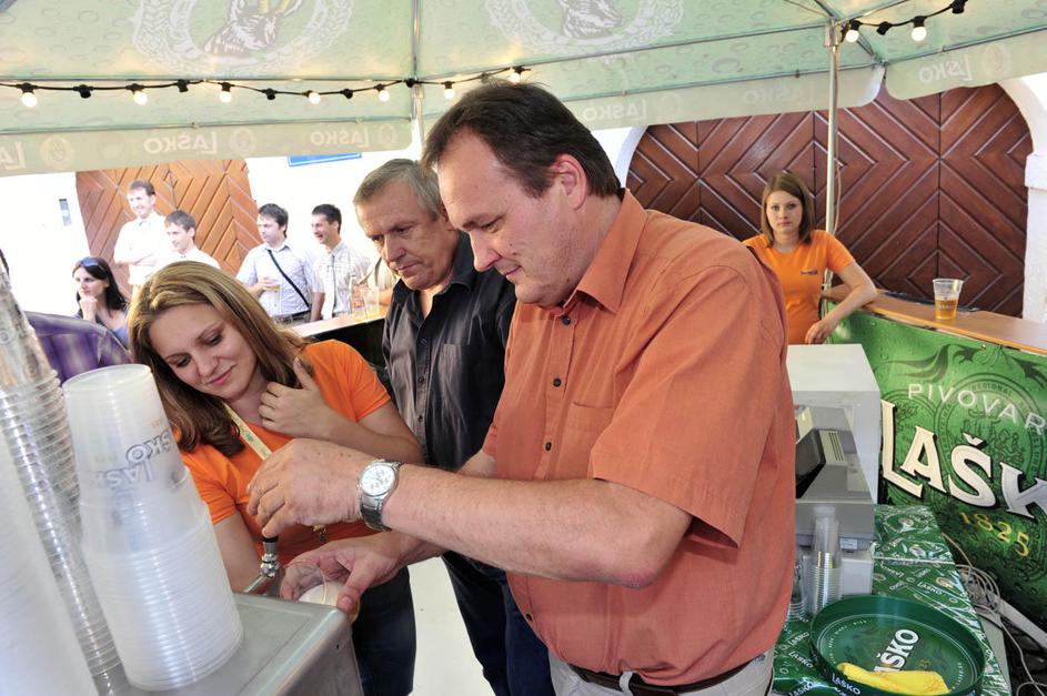 Pivo in cvetje, 07.07.2010